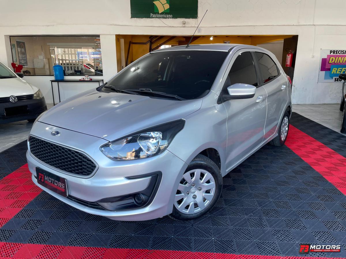 KA SE 1.0 - Carro ideal para quem procura trabalhar com aplicativos, muito econômico e confortável.
MOTOR 1.0 3 cilindros FLEX, PNEUS NOVOS